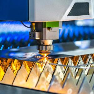 Choosing between Nd:YAG or fiber lasers for micro welding